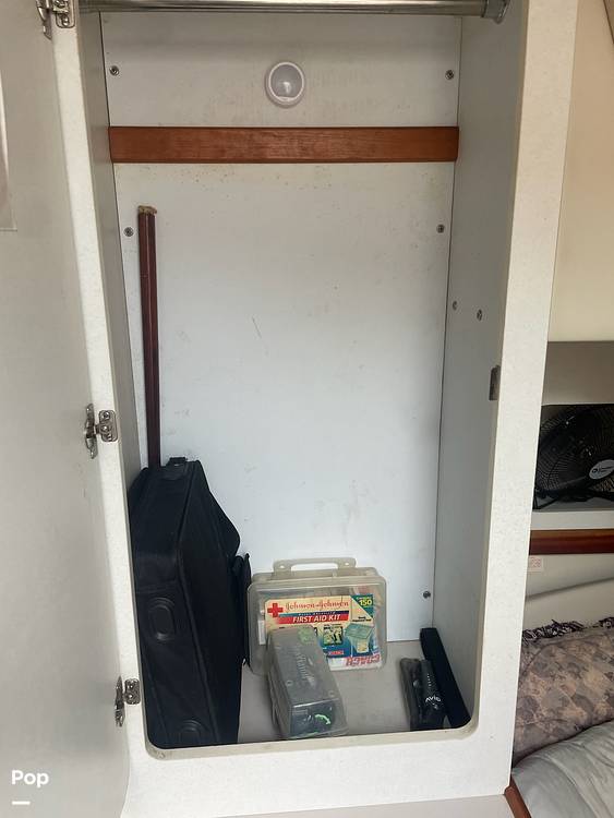 Slide: The Image of Cruisers Yachts 3075 Rogue 1998 - 15754175