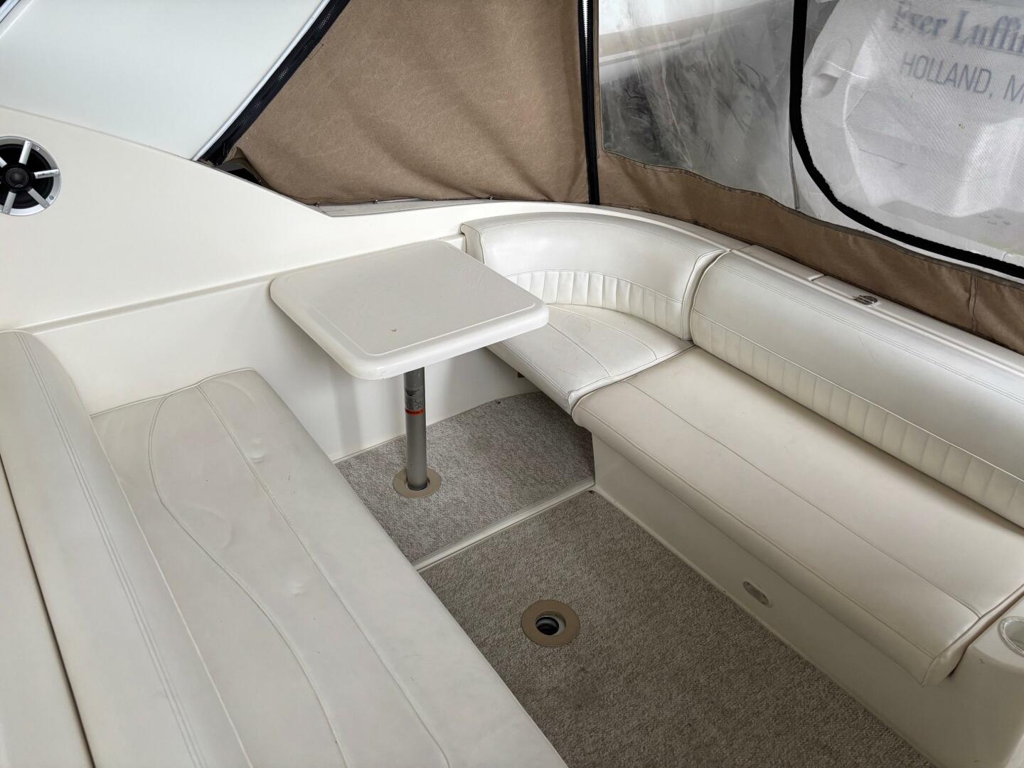 Slide: The Image of Cruisers Yachts 320 Express 2004 - 5325533