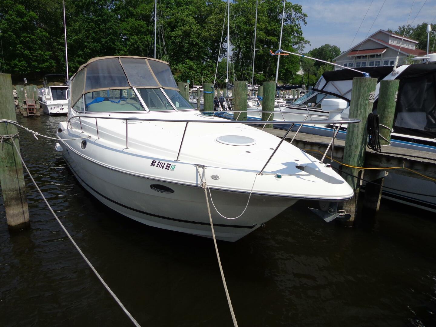 Slide: The Image of Cruisers Yachts 320 Express 2004 - 5384609