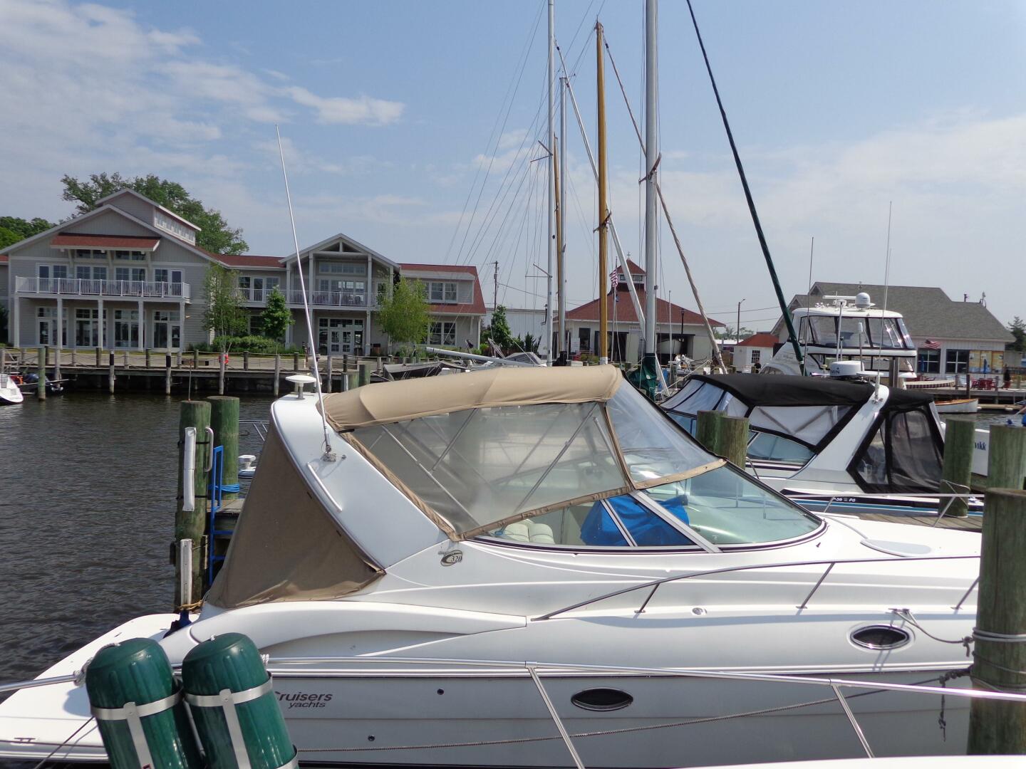 Slide: The Image of Cruisers Yachts 320 Express 2004 - 5384615