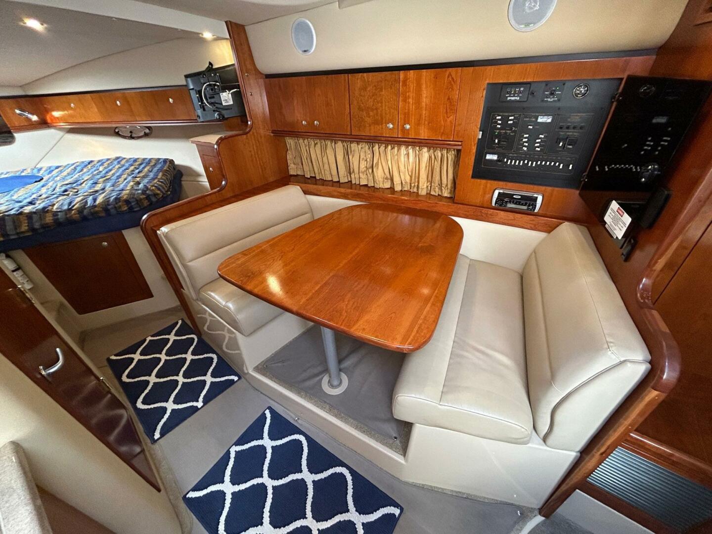 Slide: The Image of Cruisers Yachts 340 Express 2004 - 5257738