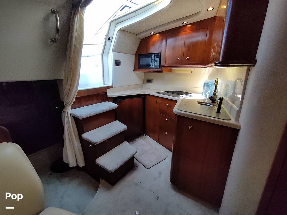Slide: The Image of Cruisers Yachts 3470 Express 2001 - 11144363