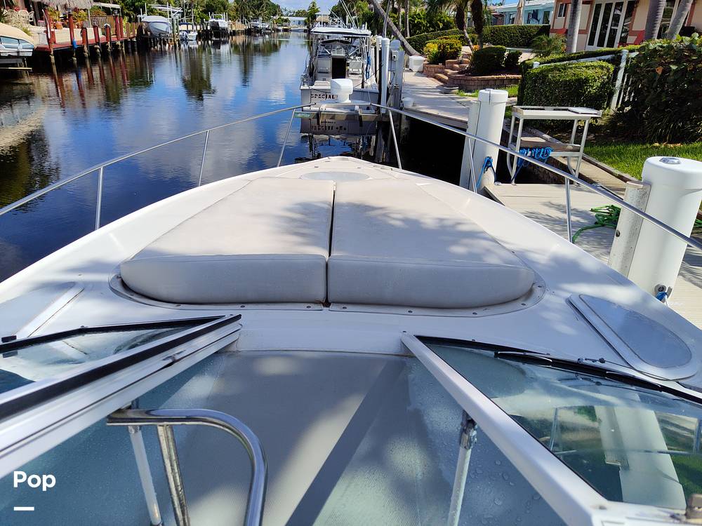 Slide: The Image of Cruisers Yachts 3470 Express 2001 - 11144532