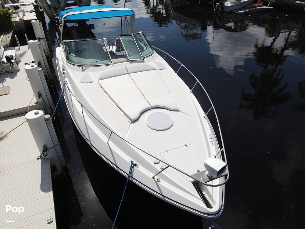 Slide: The Image of Cruisers Yachts 3470 Express 2001 - 11541536