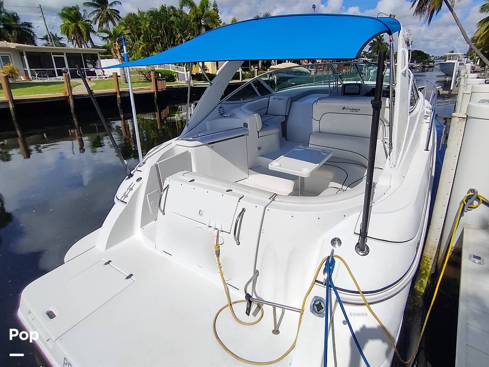 Slide: The Image of Cruisers Yachts 3470 Express 2001 - 11541554