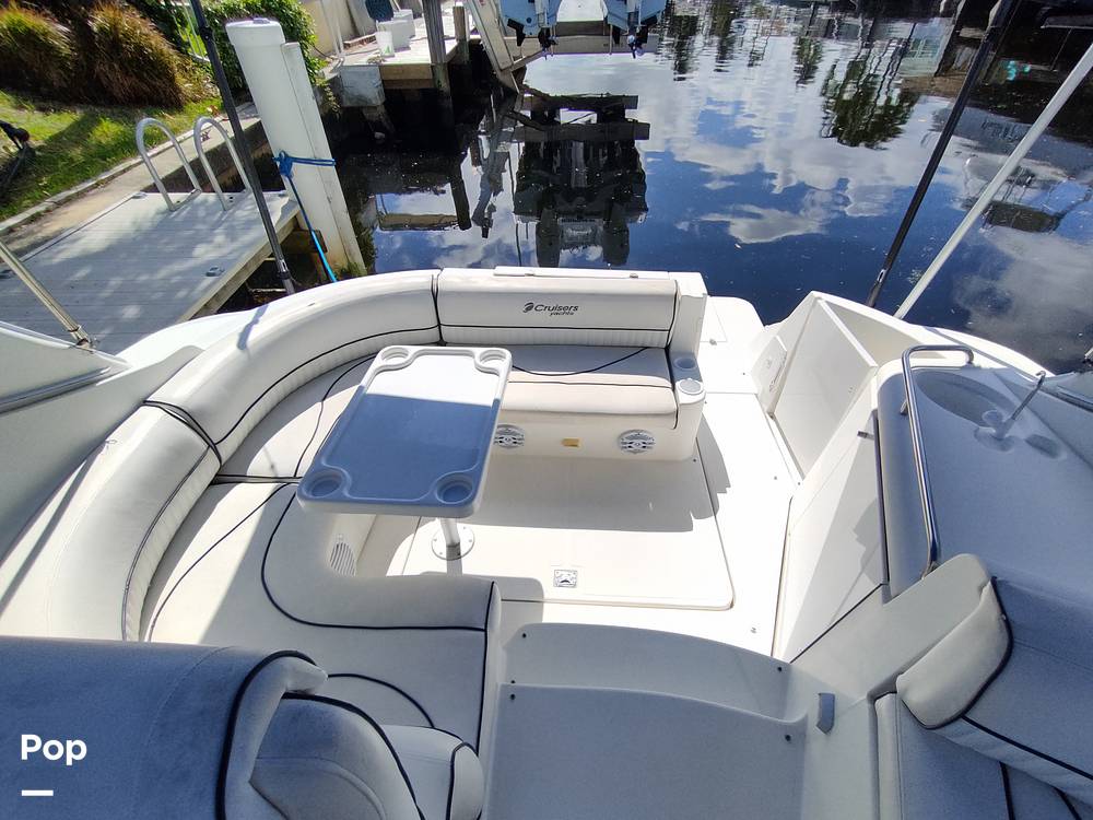 Slide: The Image of Cruisers Yachts 3470 Express 2001 - 11541555