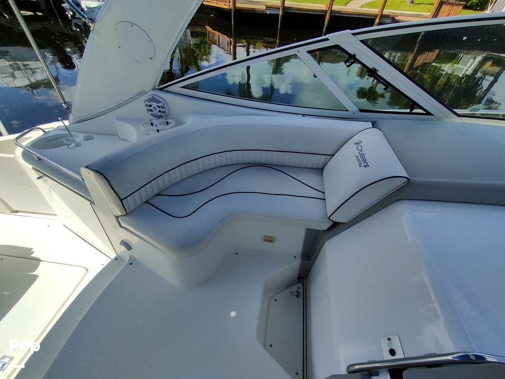 Slide: The Image of Cruisers Yachts 3470 Express 2001 - 11541556