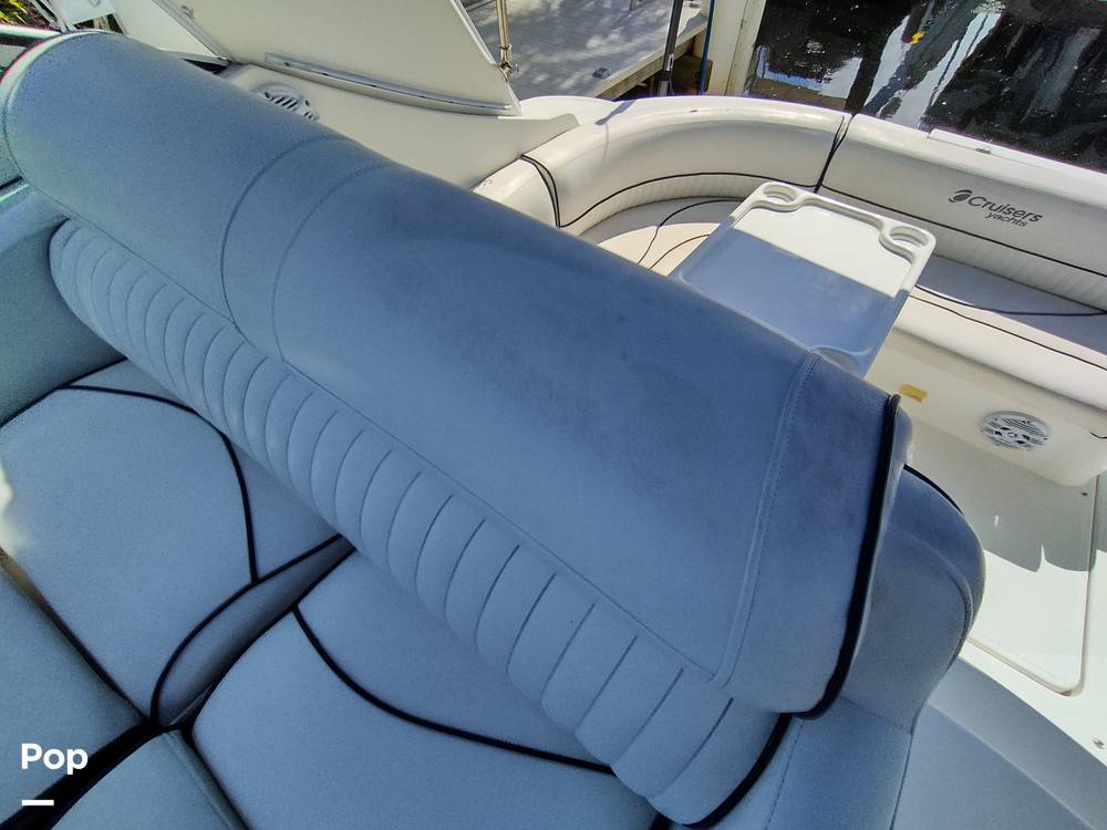 Slide: The Image of Cruisers Yachts 3470 Express 2001 - 11541558