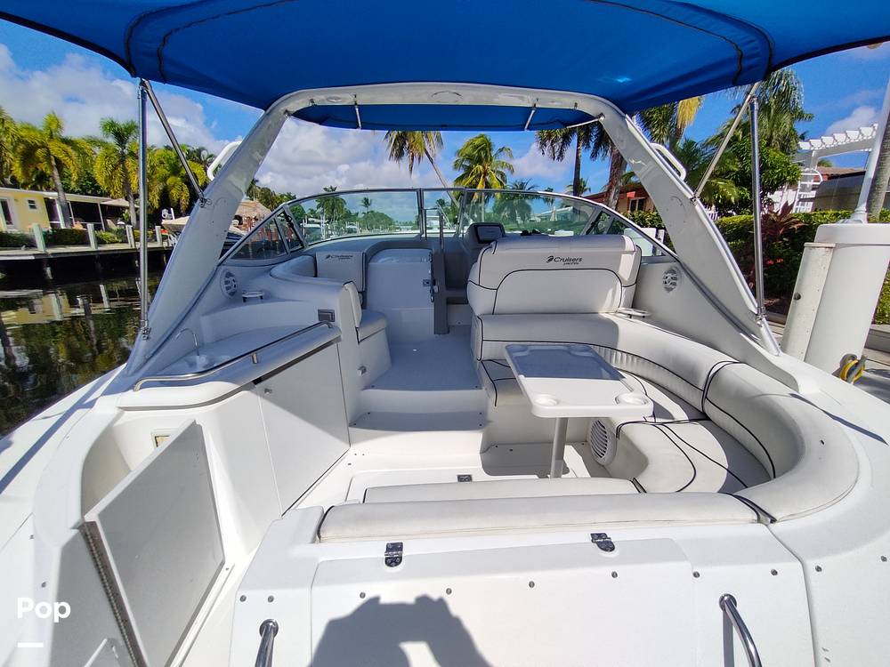Slide: The Image of Cruisers Yachts 3470 Express 2001 - 11541563