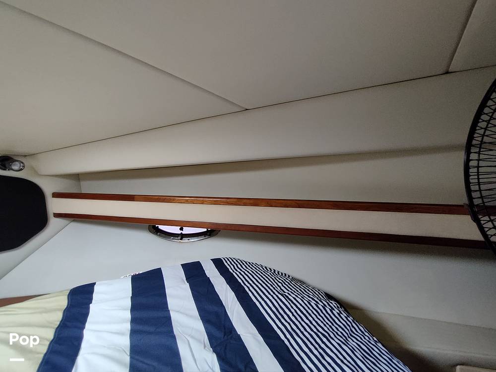 Slide: The Image of Cruisers Yachts 3470 Express 2001 - 11541599