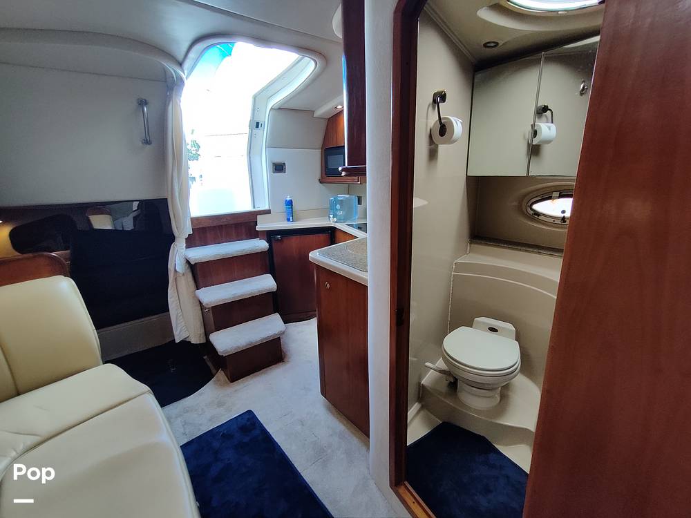 Slide: The Image of Cruisers Yachts 3470 Express 2001 - 11541602