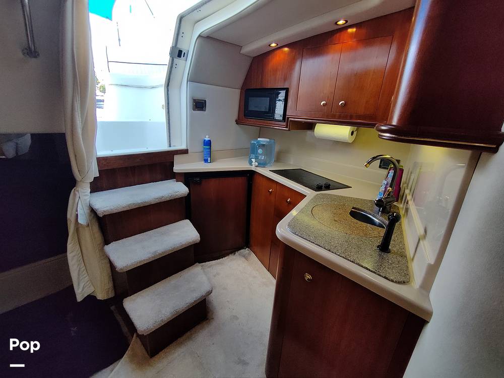 Slide: The Image of Cruisers Yachts 3470 Express 2001 - 11541603