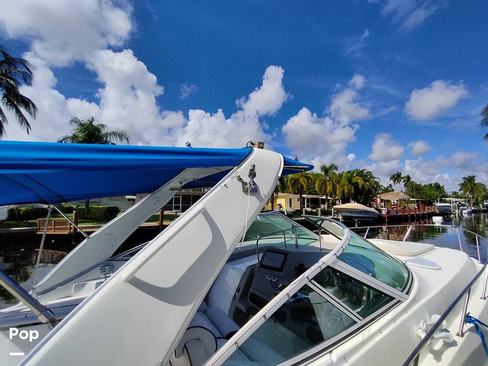 Slide: The Image of Cruisers Yachts 3470 Express 2001 - 11541605