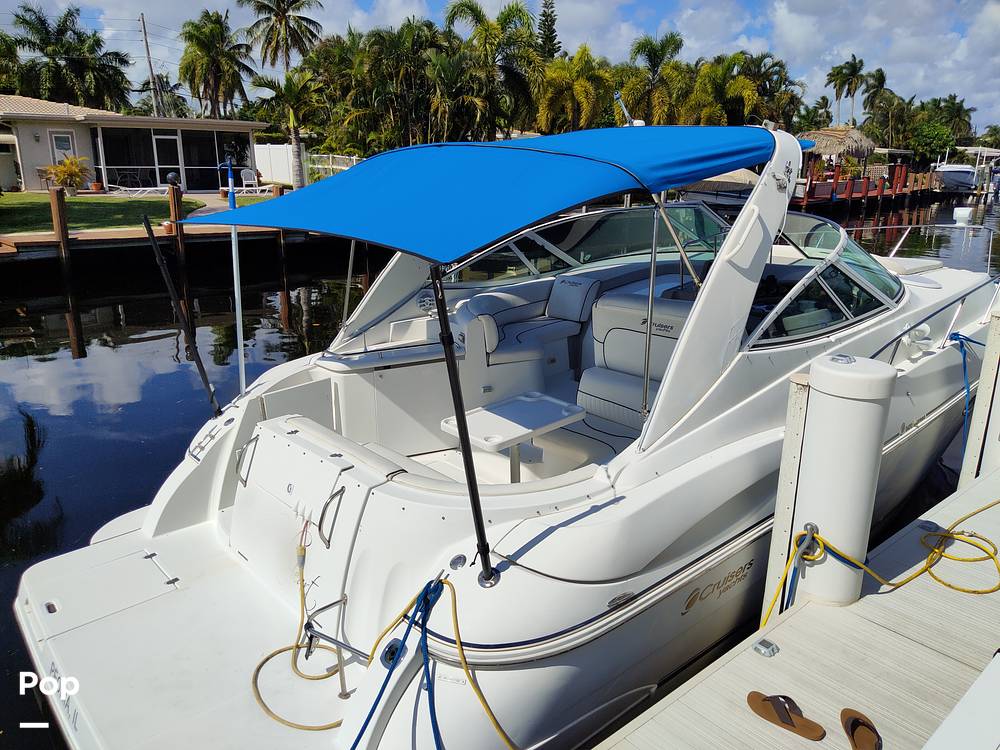Slide: The Image of Cruisers Yachts 3470 Express 2001 - 11541607