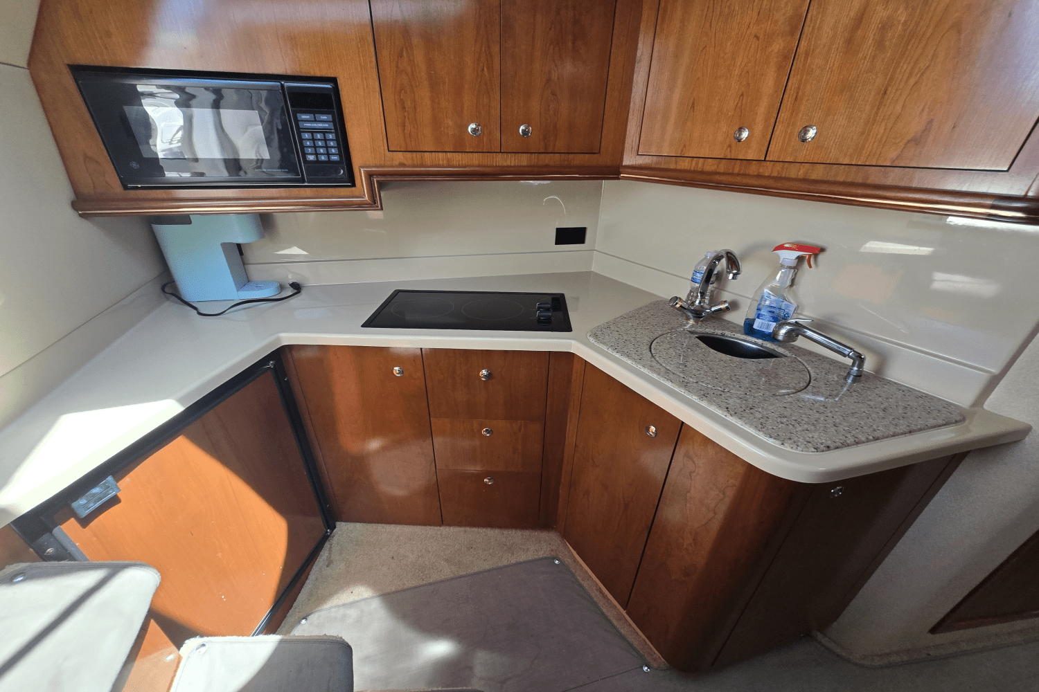 Slide: The Image of Cruisers Yachts 3470 EXPRESS 2003 - 24