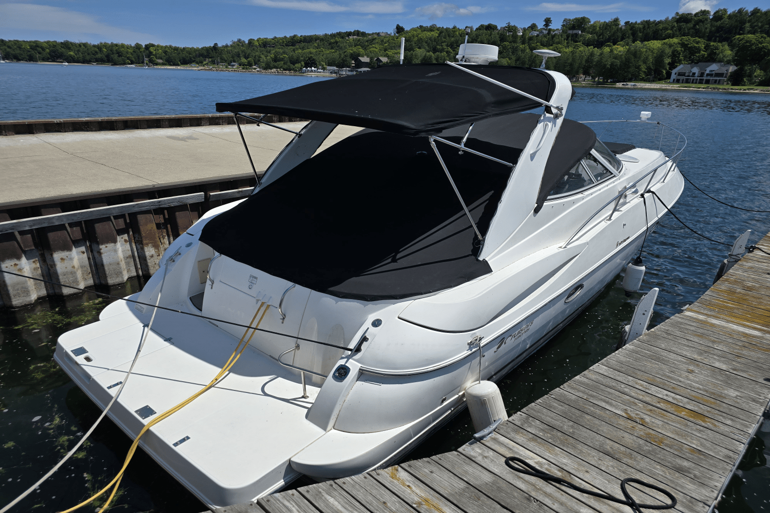 Slide: The Image of Cruisers Yachts 3470 EXPRESS 2003 - 4