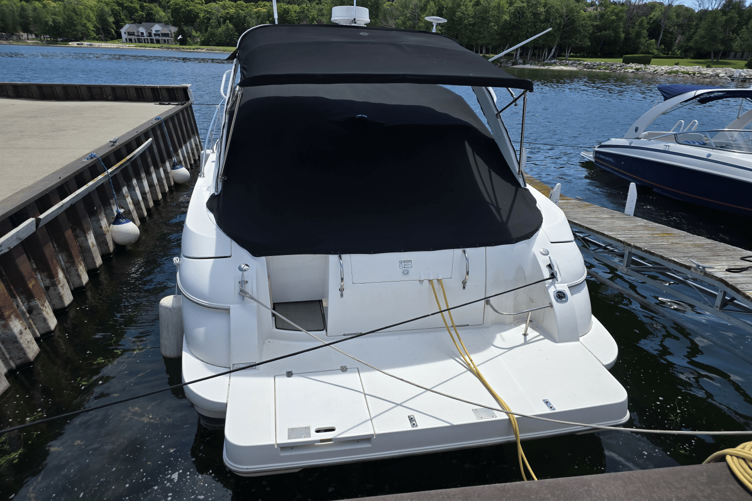 Slide: The Image of Cruisers Yachts 3470 EXPRESS 2003 - 9