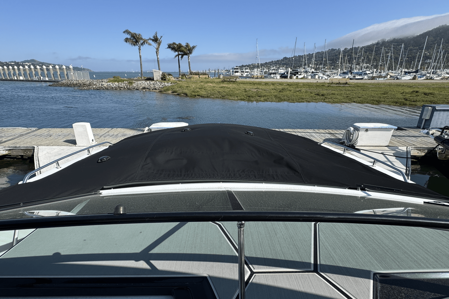 Slide: The Image of Cruisers Yachts 34 GLS 2023 - 17