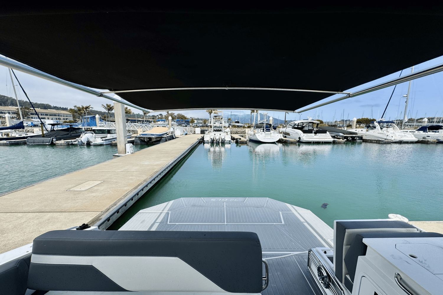 Slide: The Image of Cruisers Yachts 34 GLS 2023 - 55