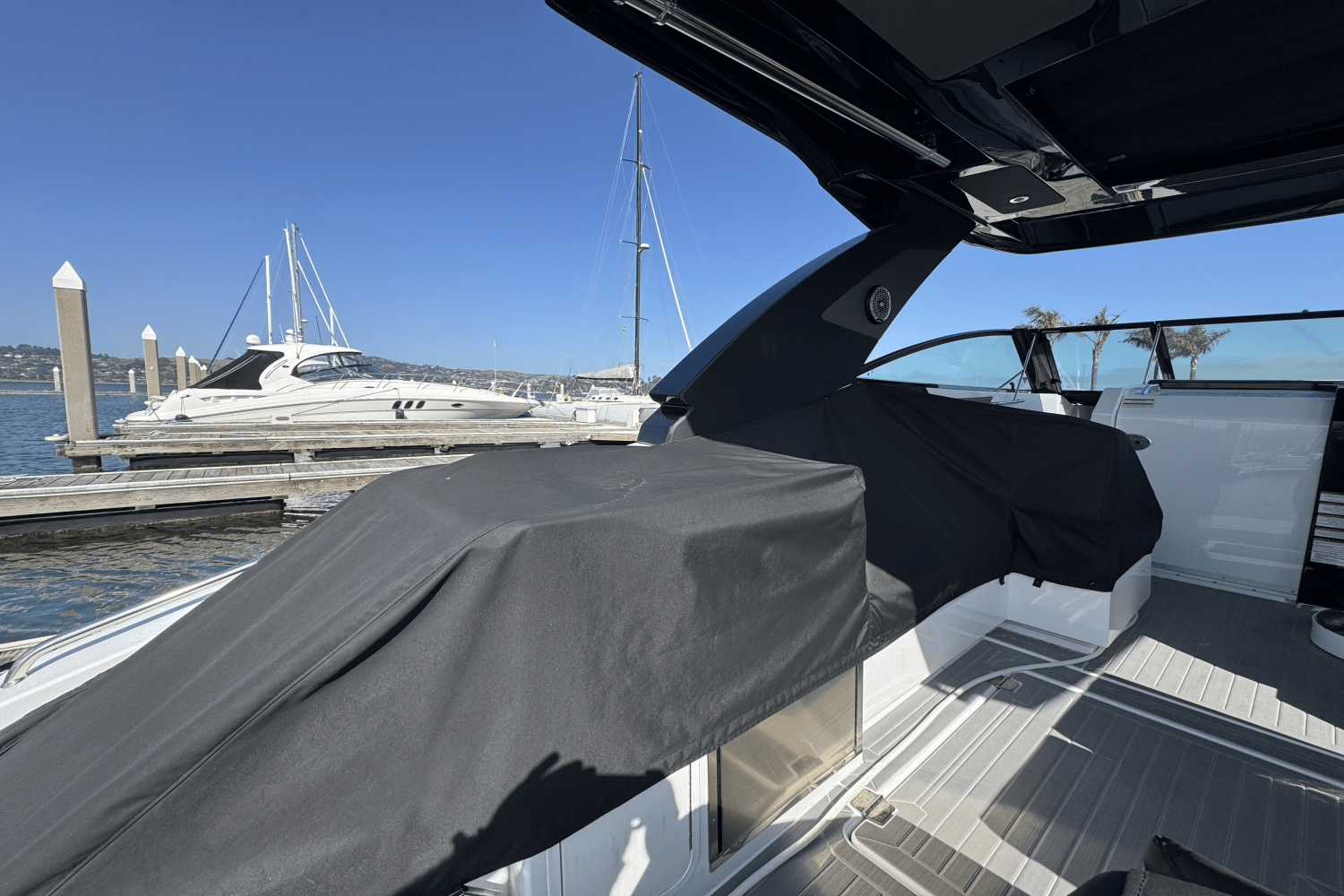 Slide: The Image of Cruisers Yachts 34 GLS 2023 - 79