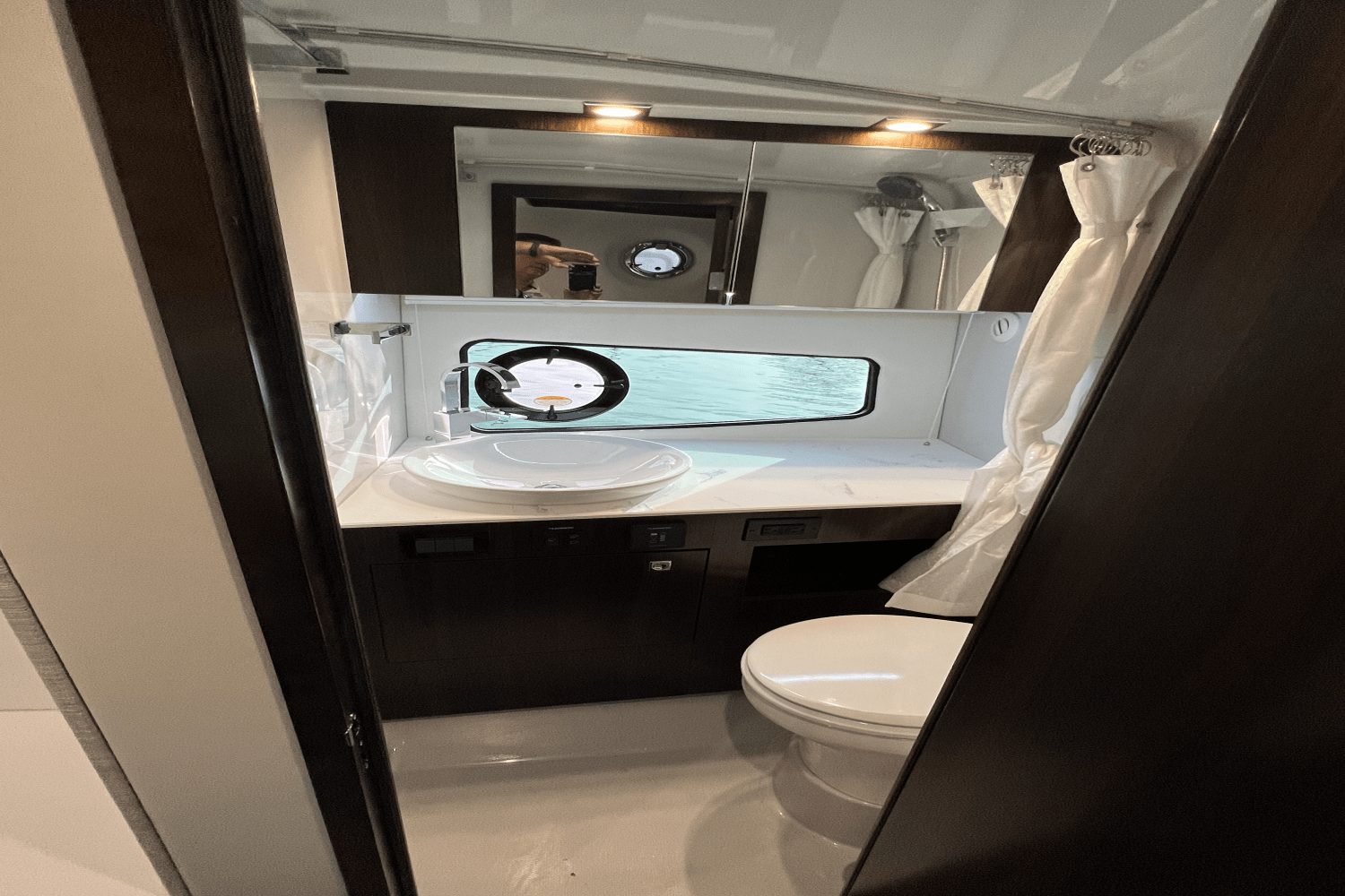 Slide: The Image of Cruisers Yachts 34GLS I/O SOUTH BEACH 2023 - 113