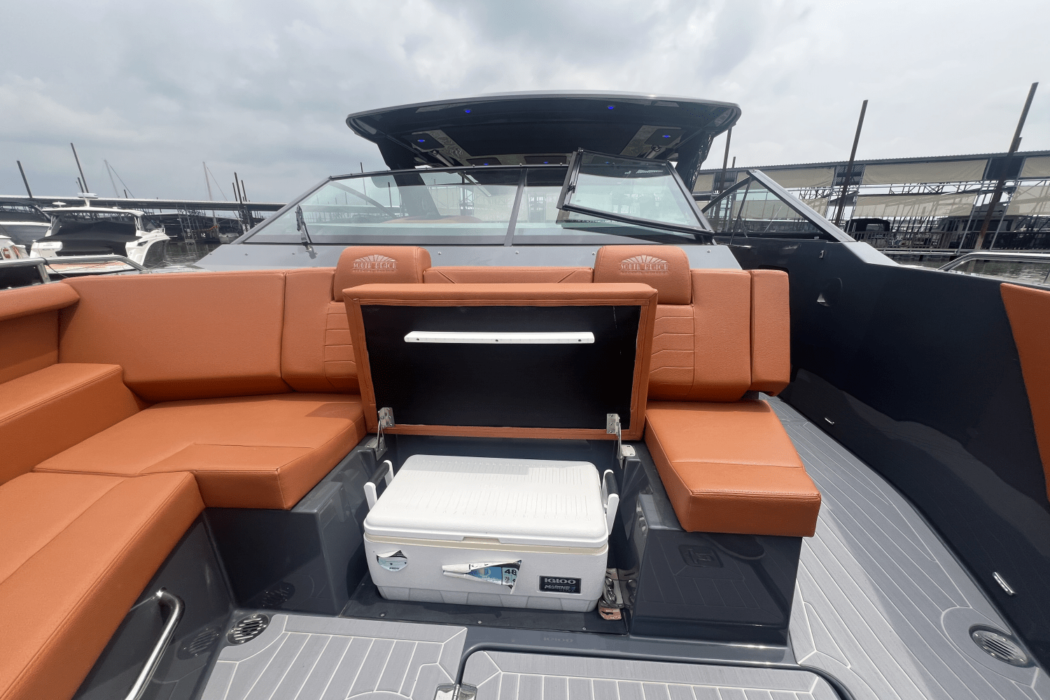 Slide: The Image of Cruisers Yachts 34GLS I/O SOUTH BEACH 2023 - 22