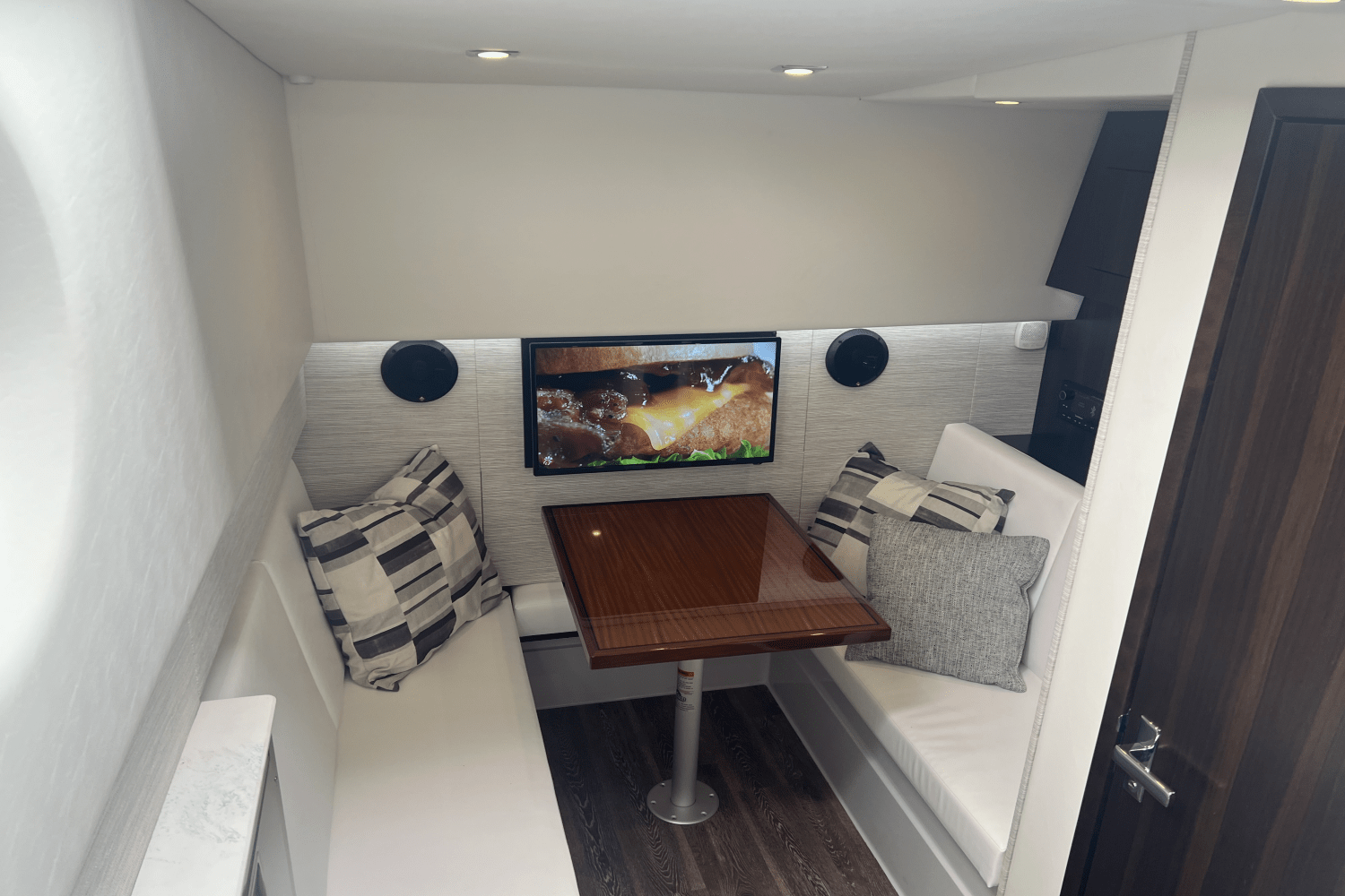 Slide: The Image of Cruisers Yachts 34GLS I/O SOUTH BEACH 2023 - 46