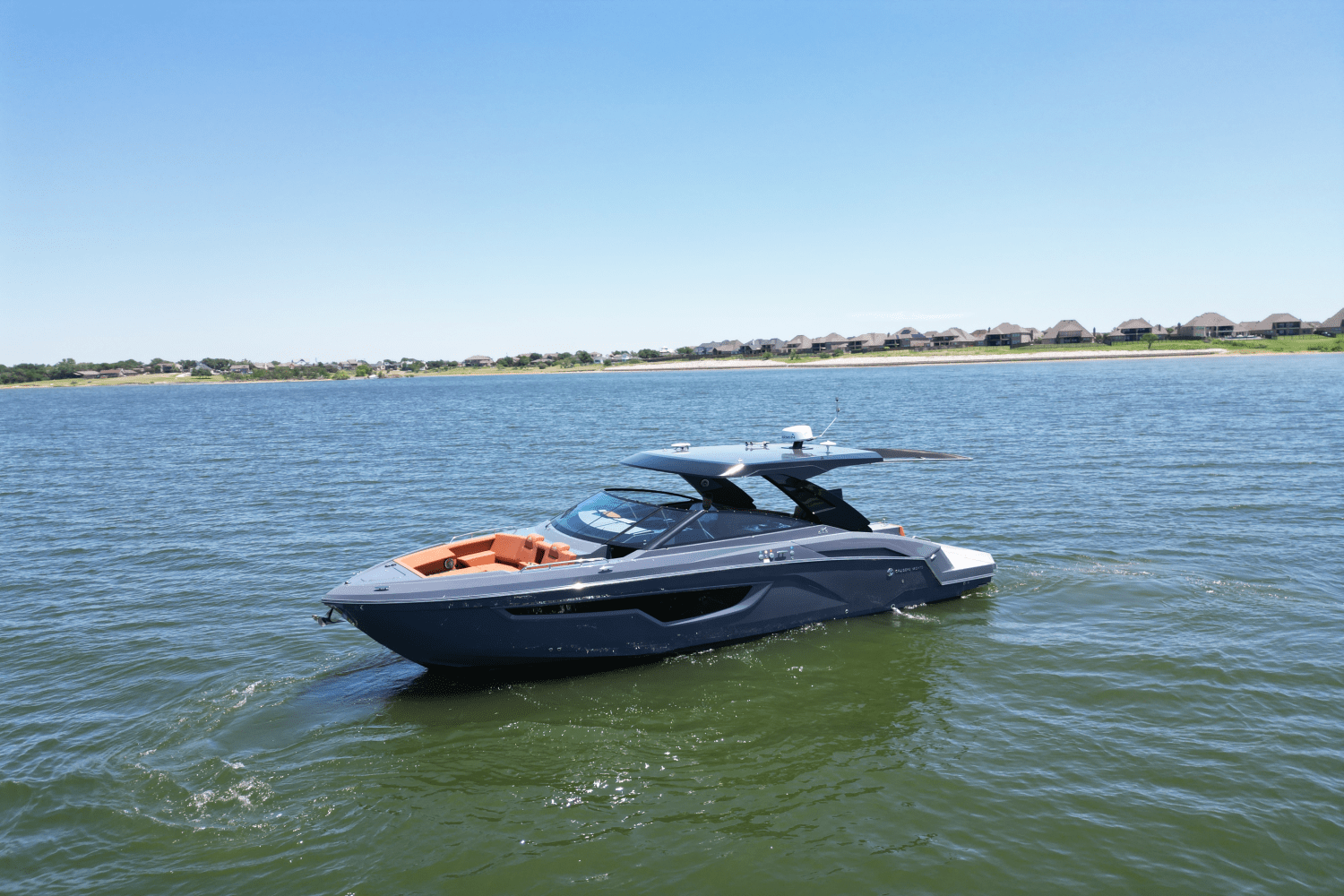 Slide: The Image of Cruisers Yachts 34GLS I/O SOUTH BEACH 2023 - 5