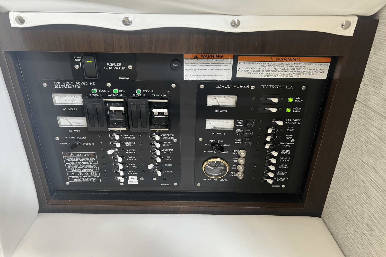 Slide: The Image of Cruisers Yachts 34GLS I/O SOUTH BEACH 2023 - 57