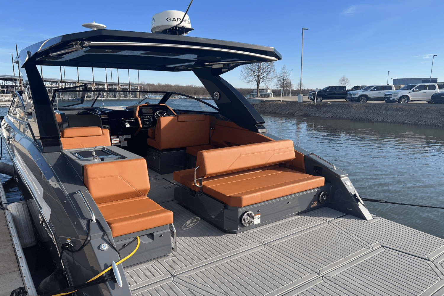 Slide: The Image of Cruisers Yachts 34GLS I/O SOUTH BEACH 2023 - 65