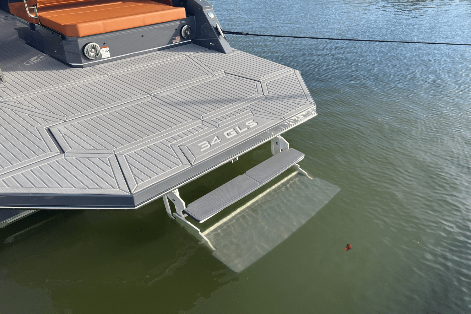 Slide: The Image of Cruisers Yachts 34GLS I/O SOUTH BEACH 2023 - 83