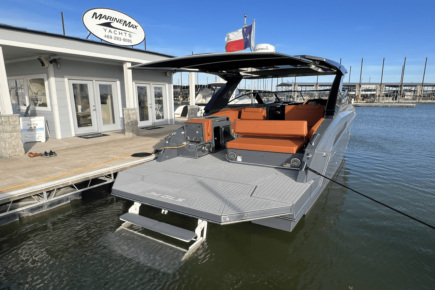 Slide: The Image of Cruisers Yachts 34GLS I/O SOUTH BEACH 2023 - 85