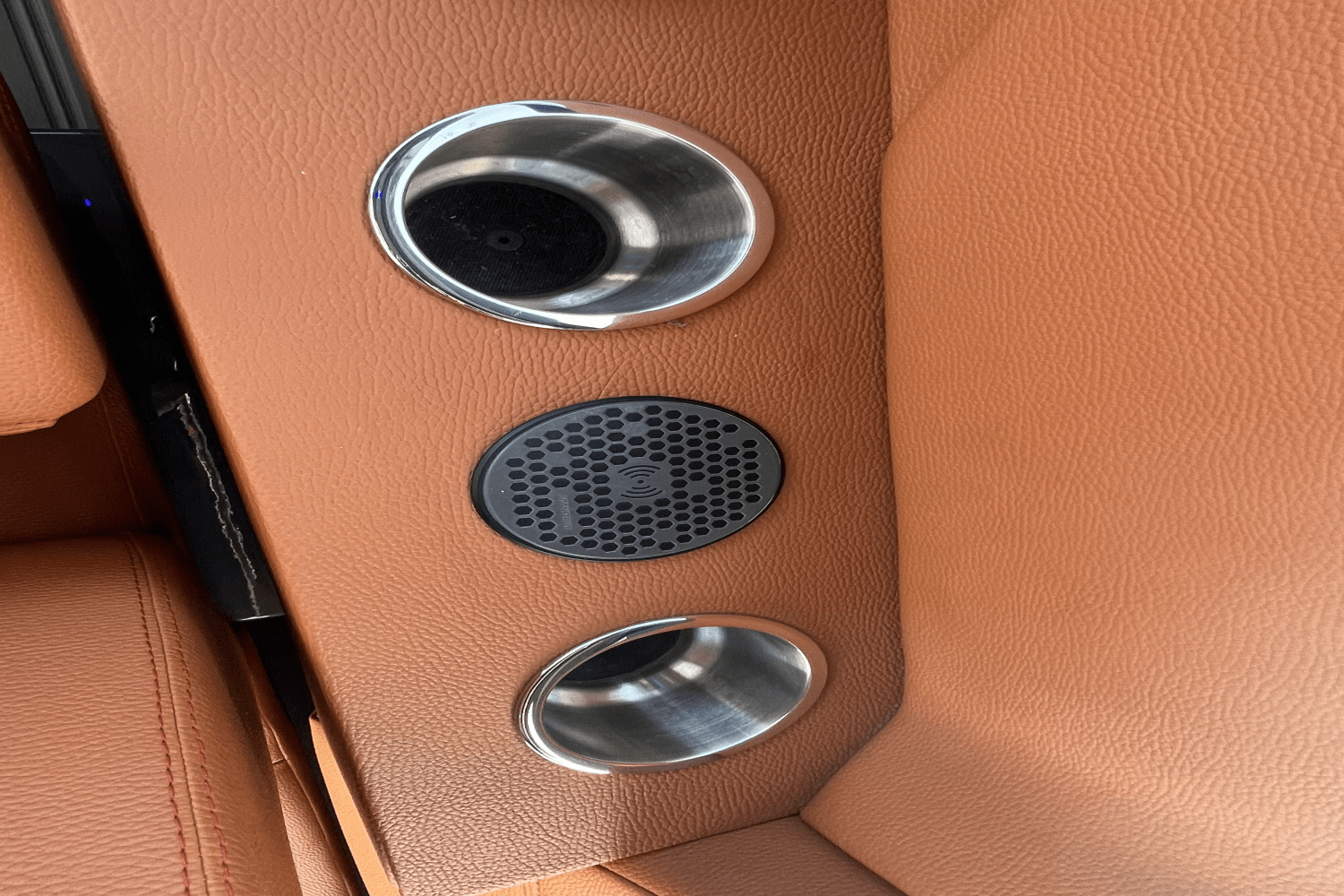 Slide: The Image of Cruisers Yachts 34GLS I/O SOUTH BEACH 2023 - 91