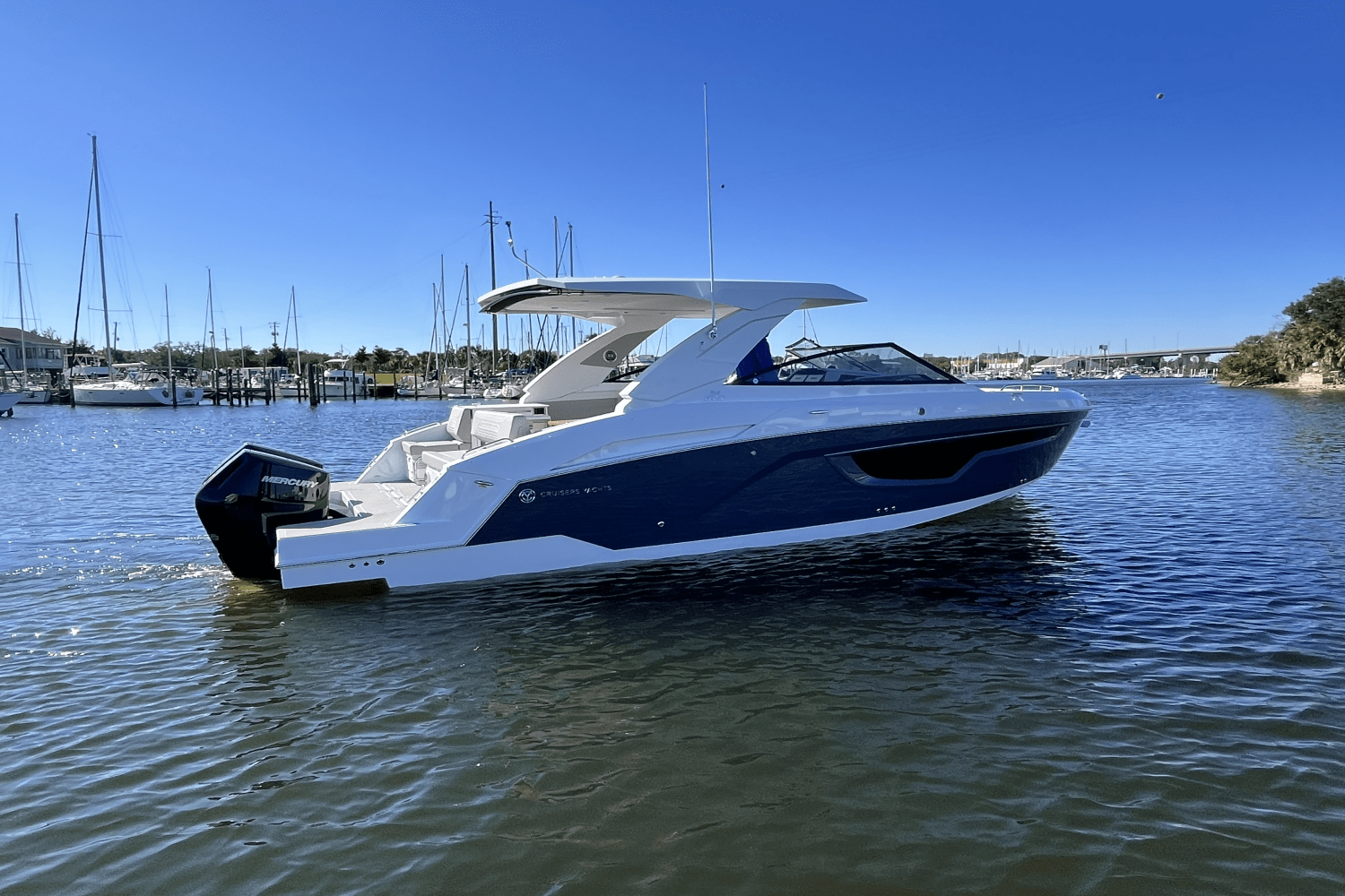 Slide: The Image of Cruisers Yachts 34 GLS Outboard 2025 - 12