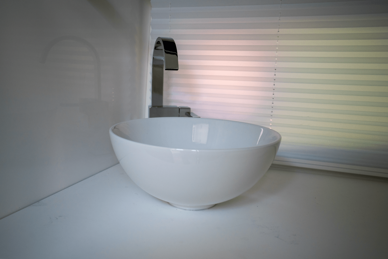 Slide: The Image of Cruisers Yachts 34 GLS Outboard 2025 - 20