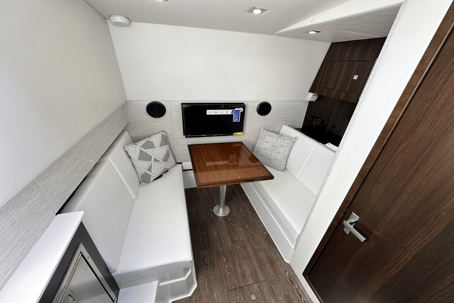 Slide: The Image of Cruisers Yachts 34 GLS Outboard 2025 - 21