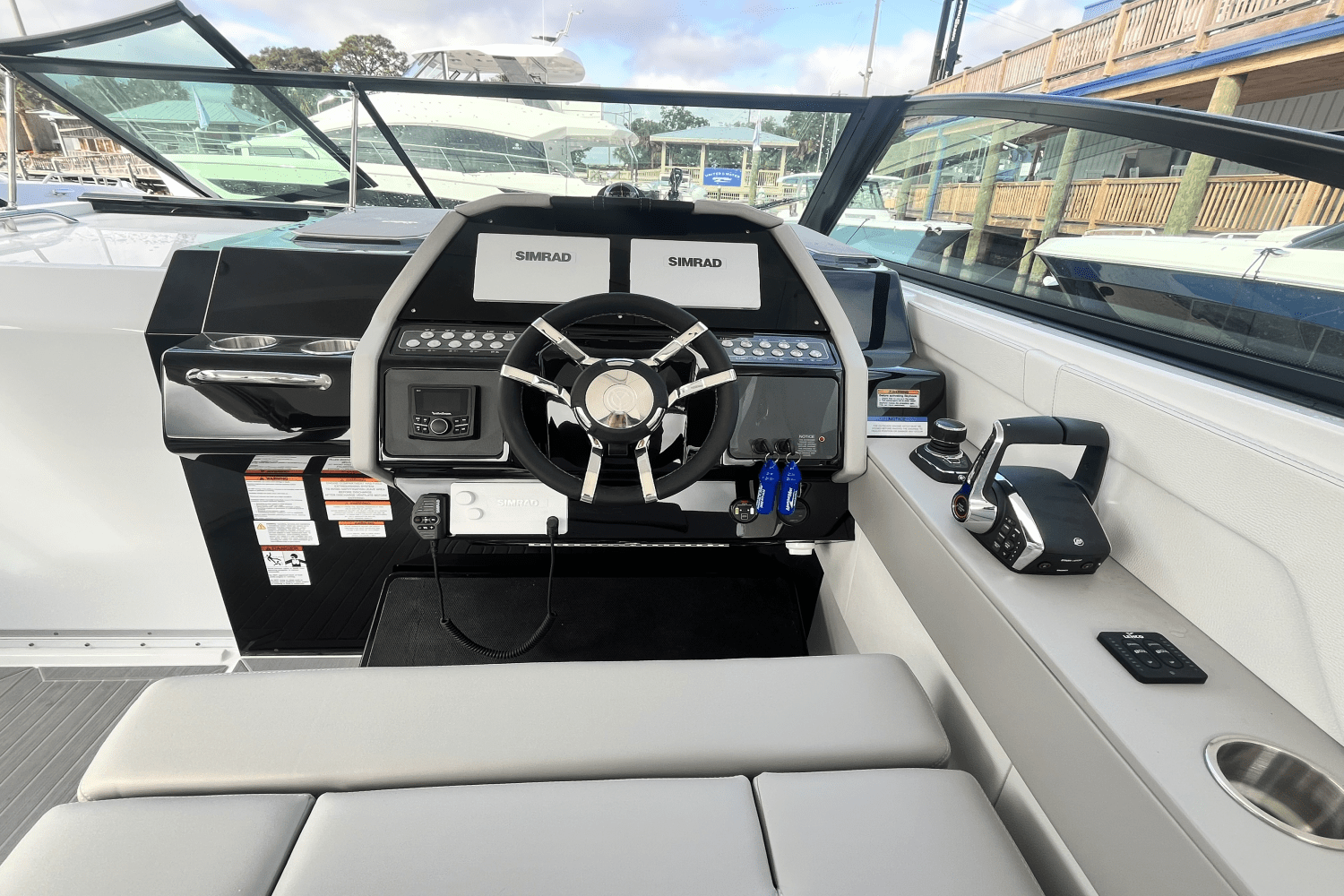 Slide: The Image of Cruisers Yachts 34 GLS Outboard 2025 - 21