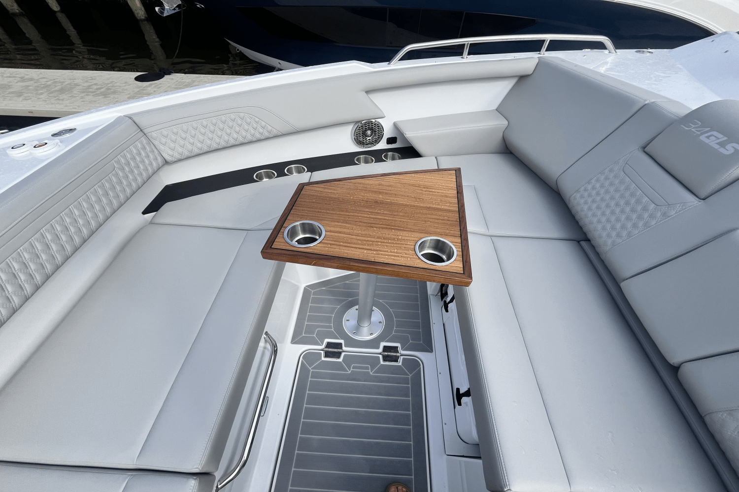 Slide: The Image of Cruisers Yachts 34 GLS Outboard 2025 - 23