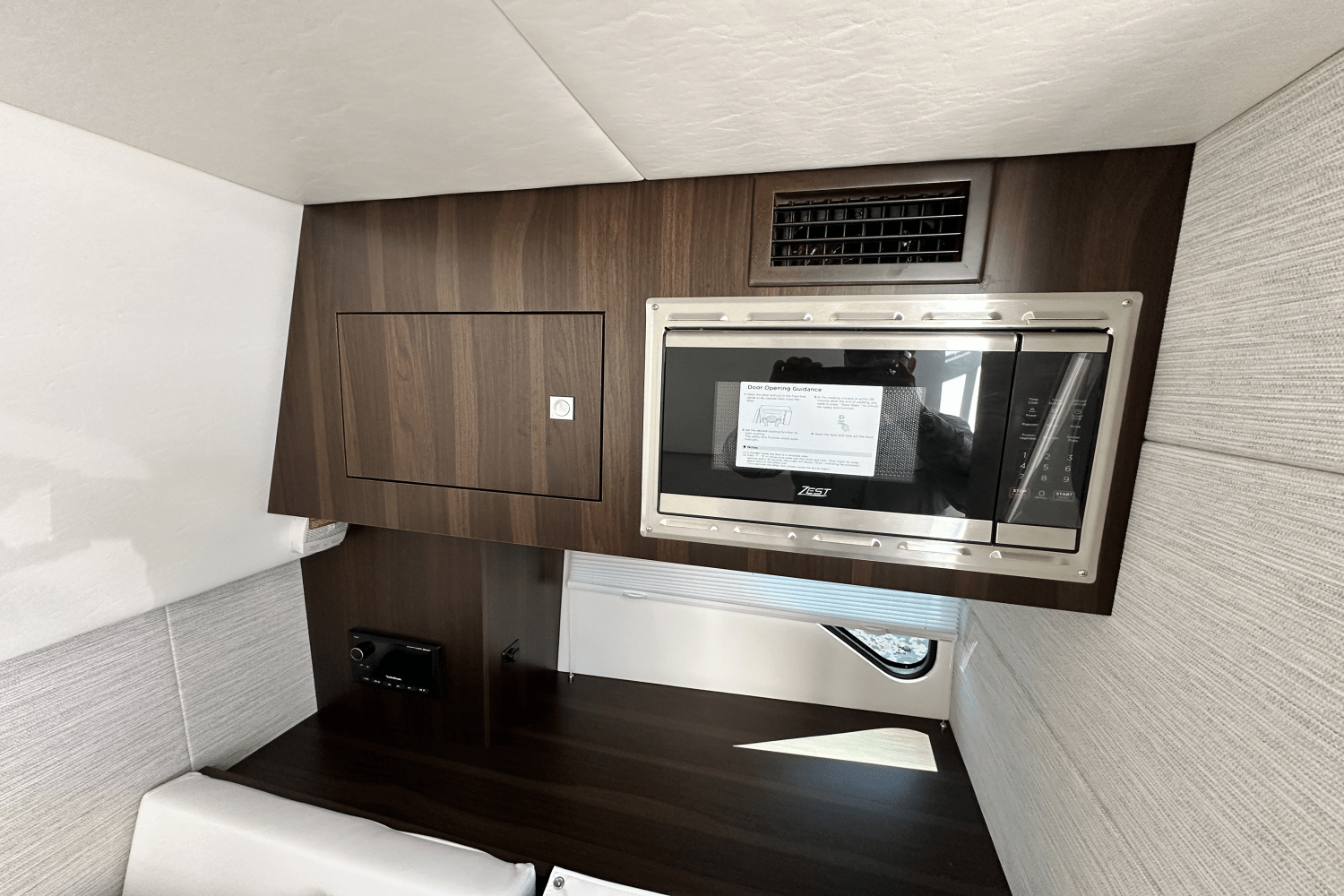 Slide: The Image of Cruisers Yachts 34 GLS Outboard 2025 - 24