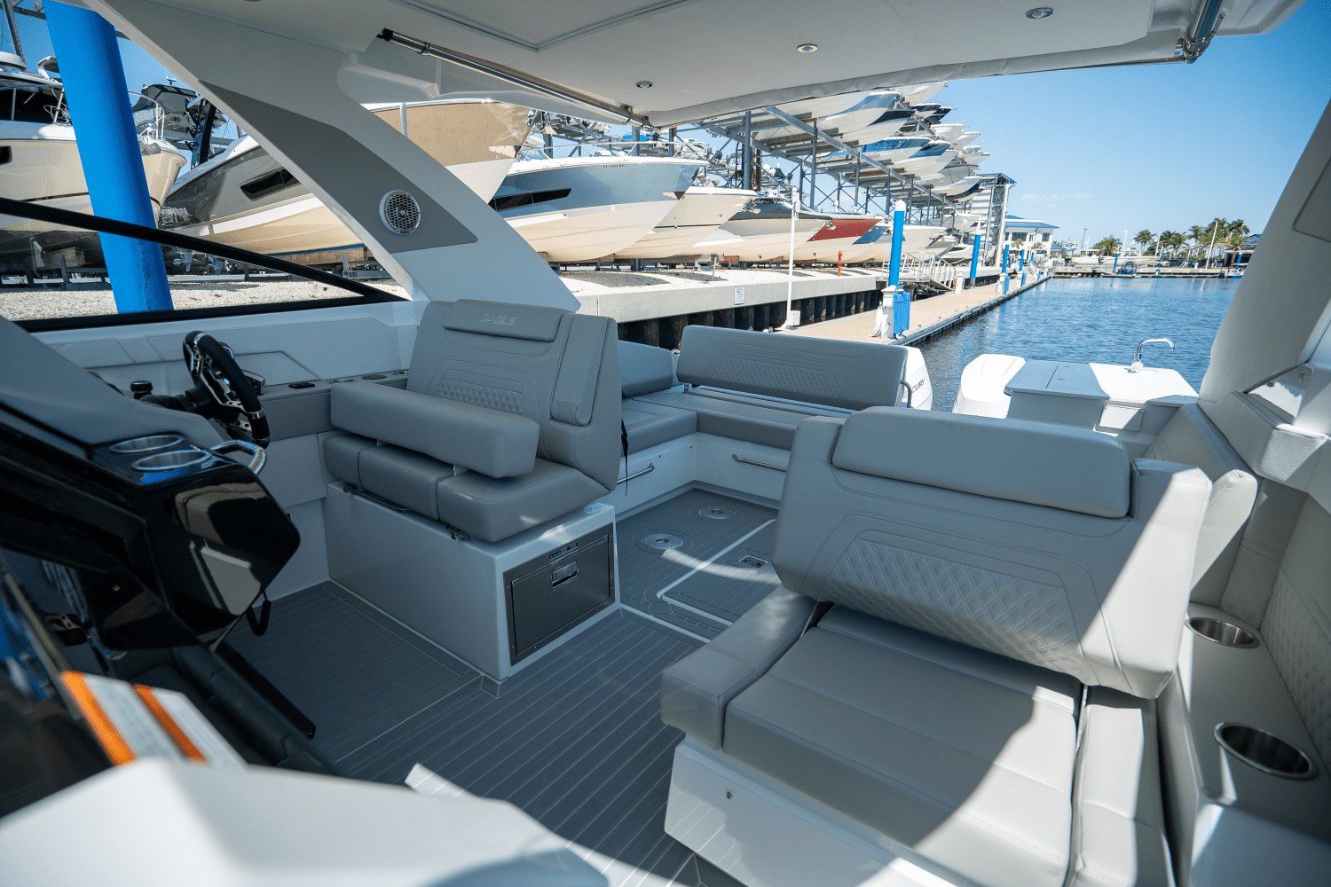 Slide: The Image of Cruisers Yachts 34 GLS Outboard 2025 - 29