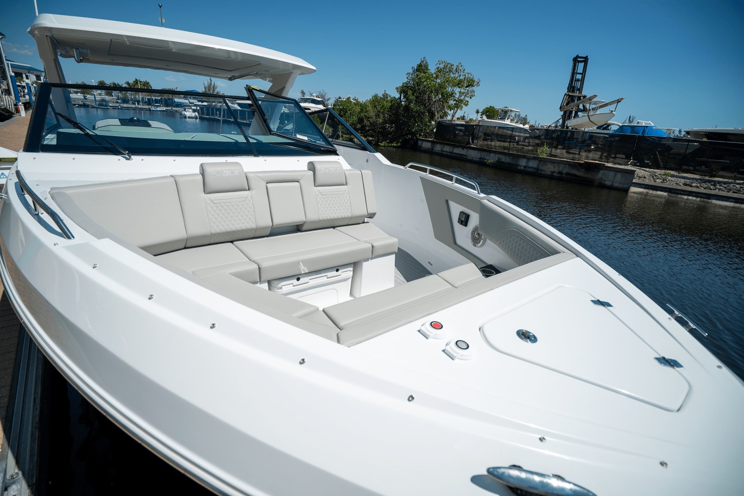 Slide: The Image of Cruisers Yachts 34 GLS Outboard 2025 - 30