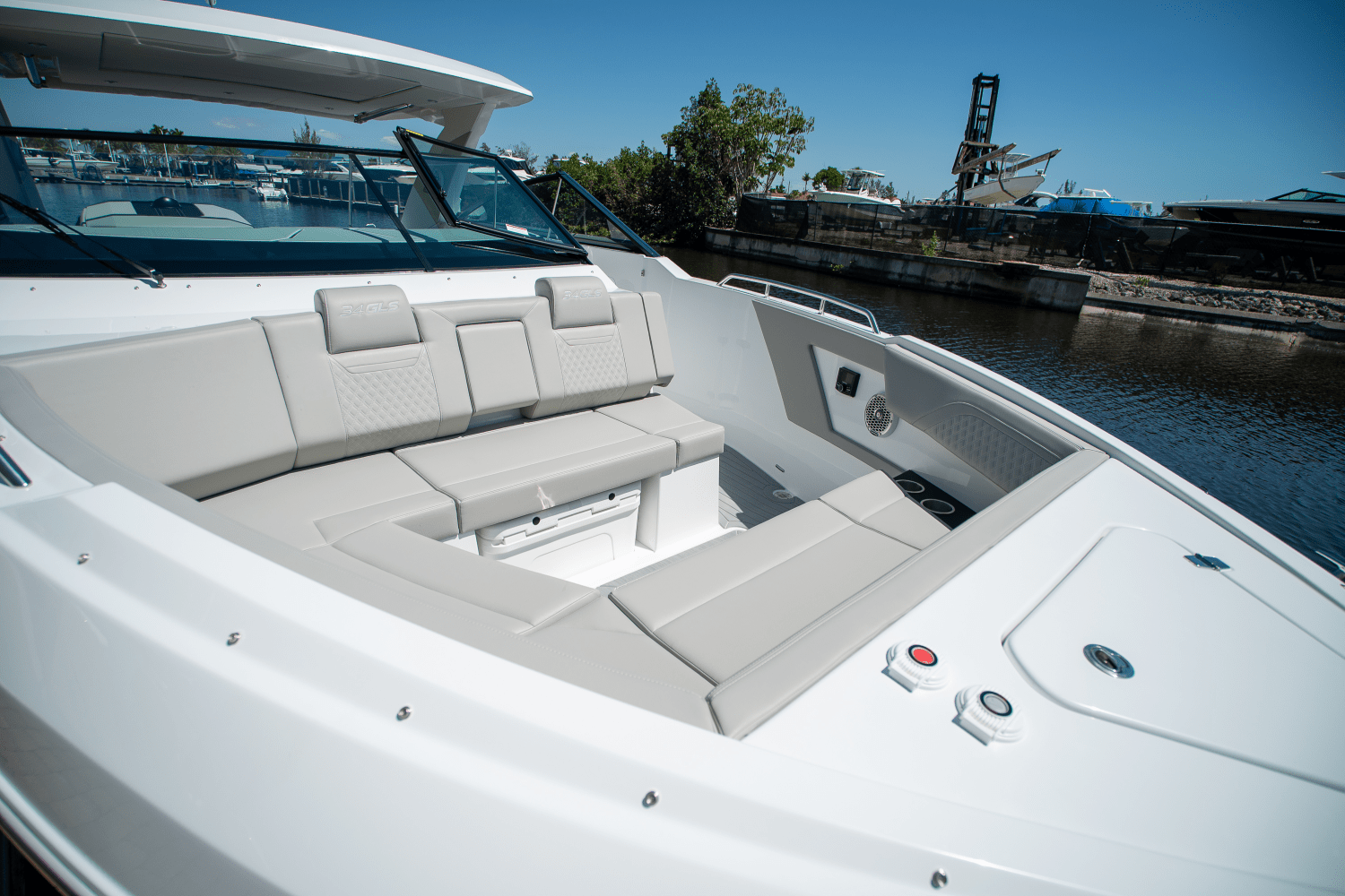 Slide: The Image of Cruisers Yachts 34 GLS Outboard 2025 - 31
