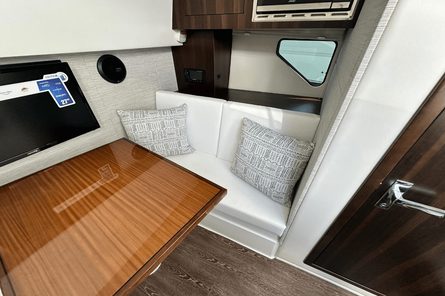 Slide: The Image of Cruisers Yachts 34 GLS Outboard 2025 - 33