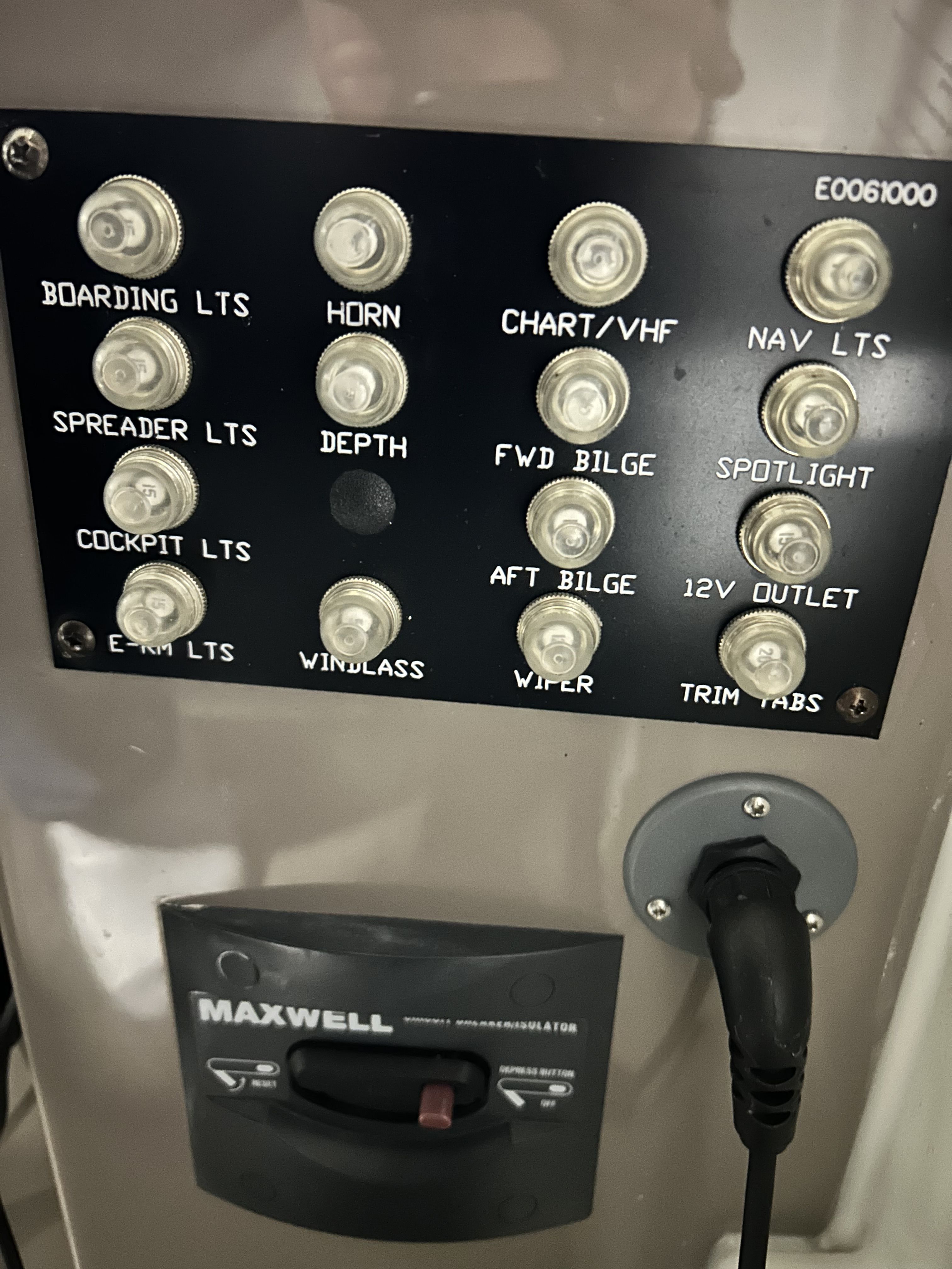 Slide: The Image of Cruisers Yachts 350 EXPRESS 2012 - 25