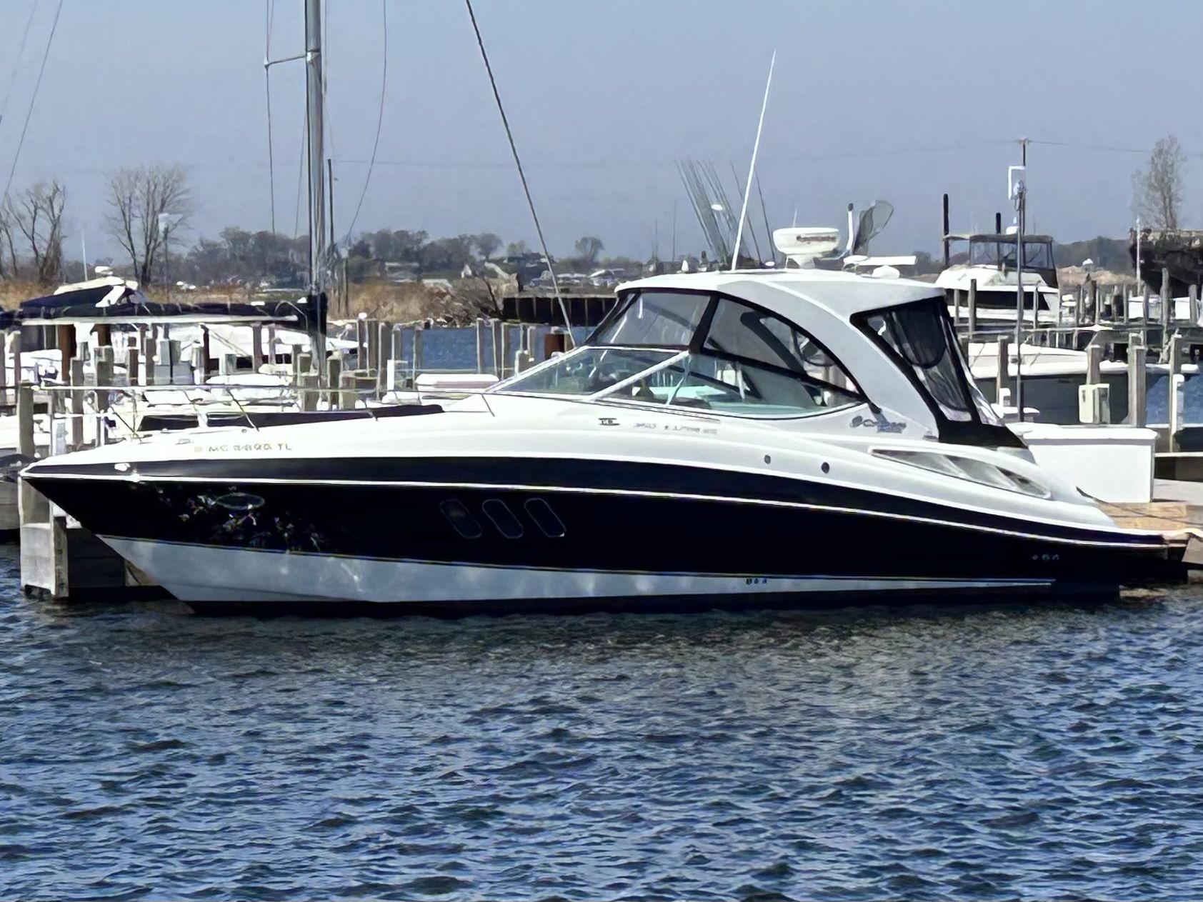 Slide: The Image of Cruisers Yachts 350 EXPRESS 2012 - 3