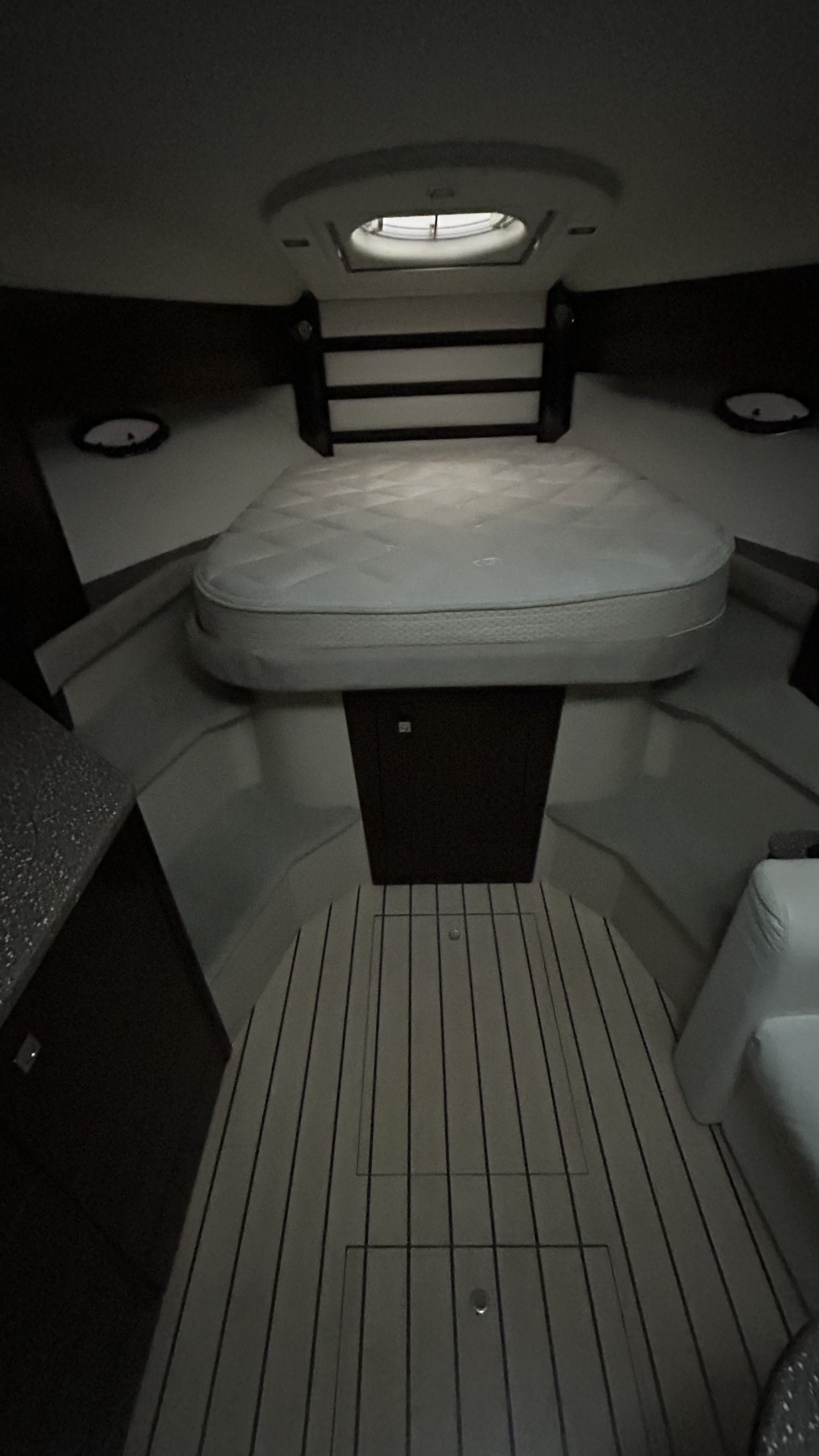 Slide: The Image of Cruisers Yachts 350 EXPRESS 2012 - 56