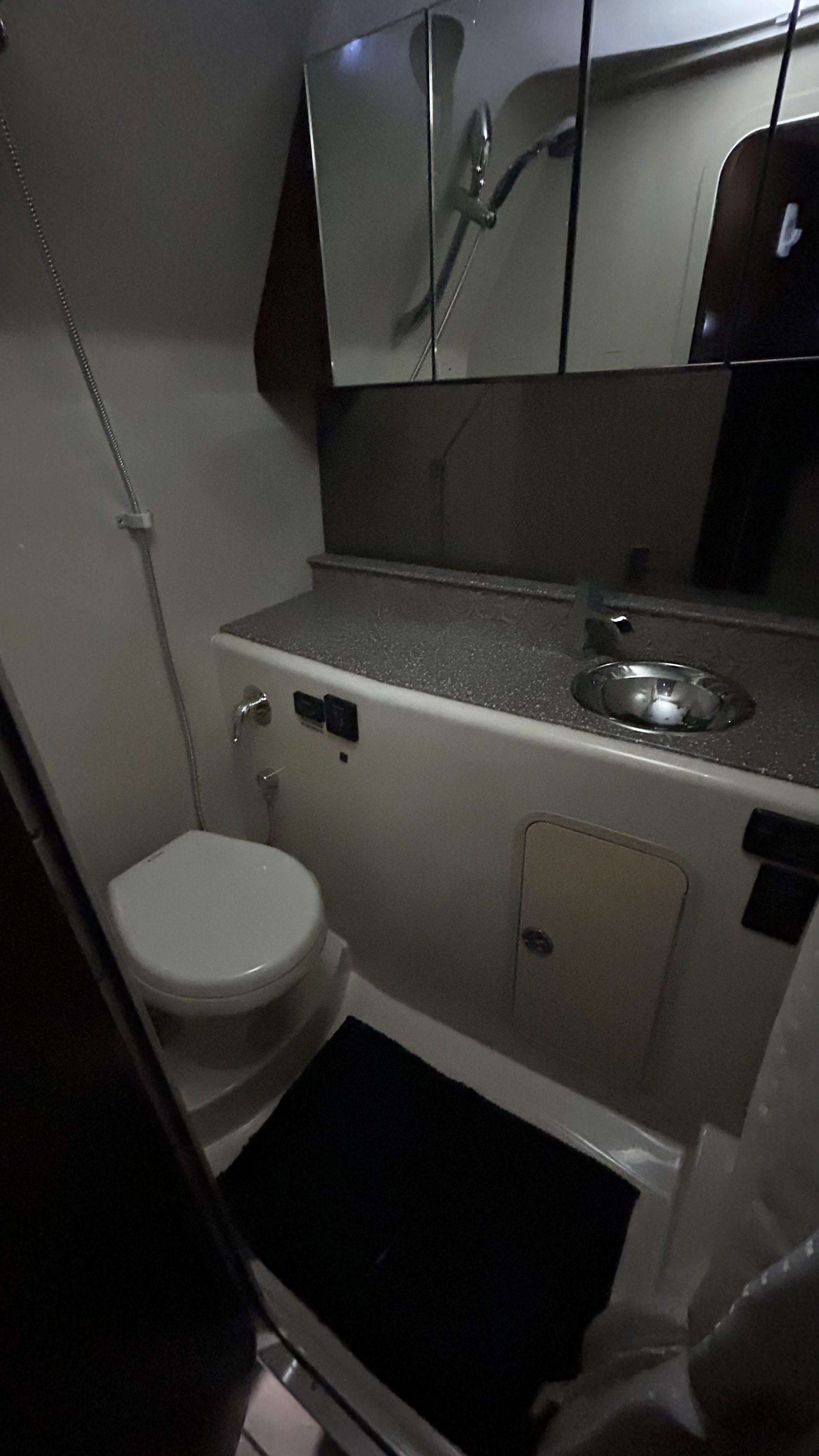 Slide: The Image of Cruisers Yachts 350 EXPRESS 2012 - 58