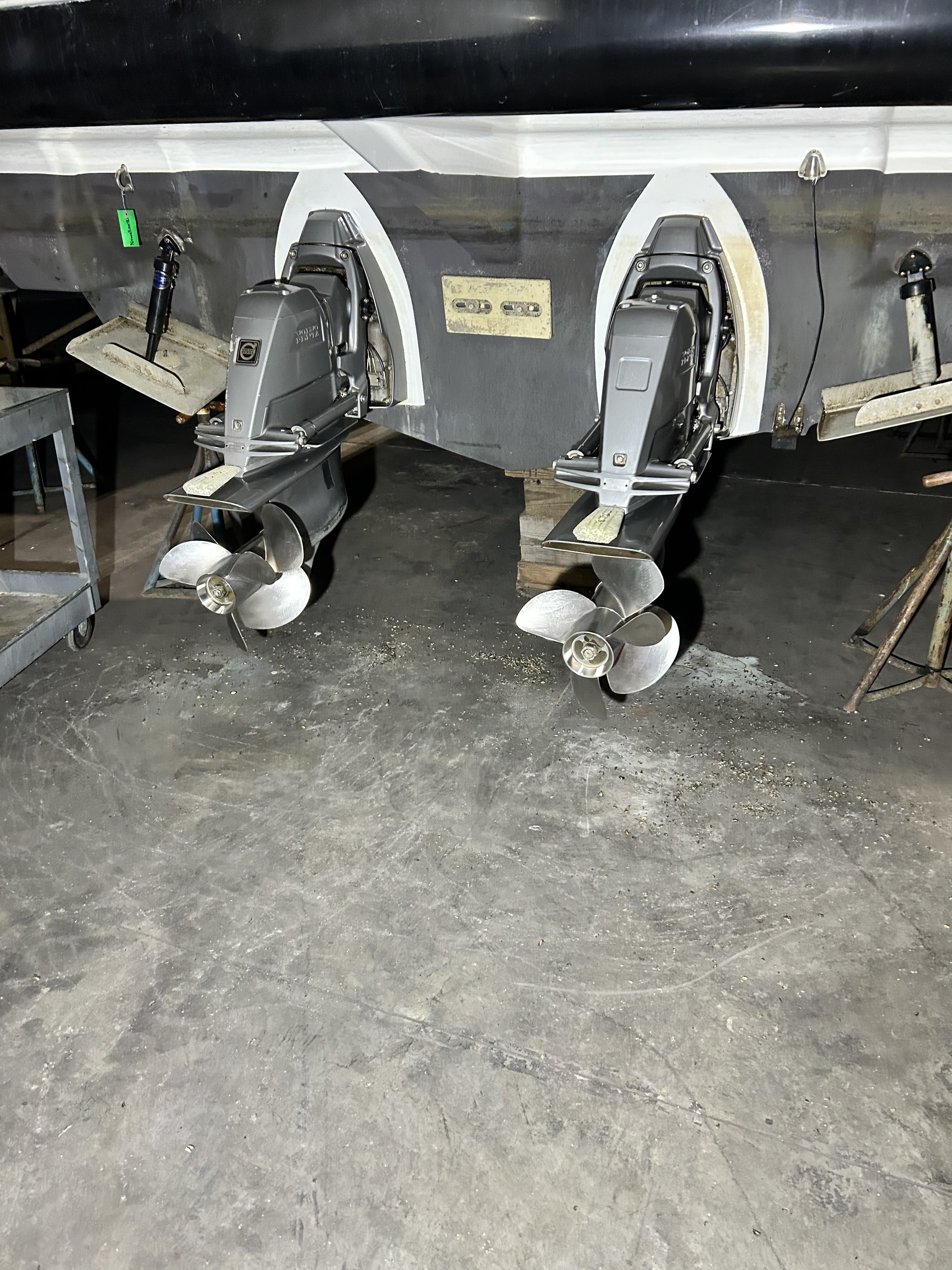 Slide: The Image of Cruisers Yachts 350 EXPRESS 2012 - 65