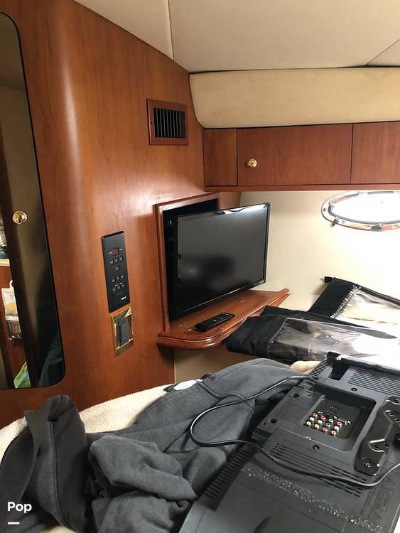 Slide: The Image of Cruisers Yachts 3870 Express 2000 - 15103909