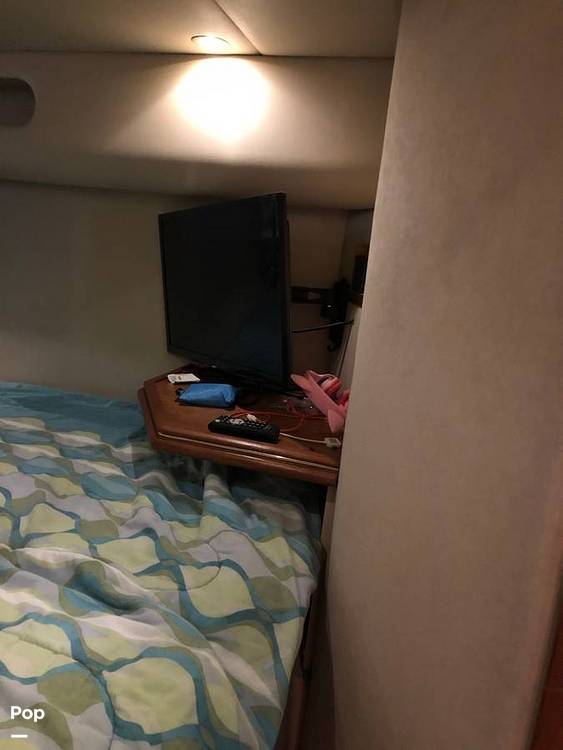Slide: The Image of Cruisers Yachts 3870 Express 2000 - 15103912
